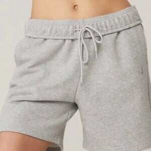 Alo Yoga Accolade Sweatshorts